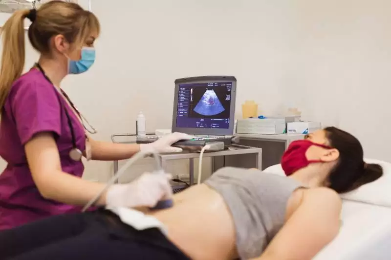 Utvrđivanje trudnoće i prvi pregled Privatno